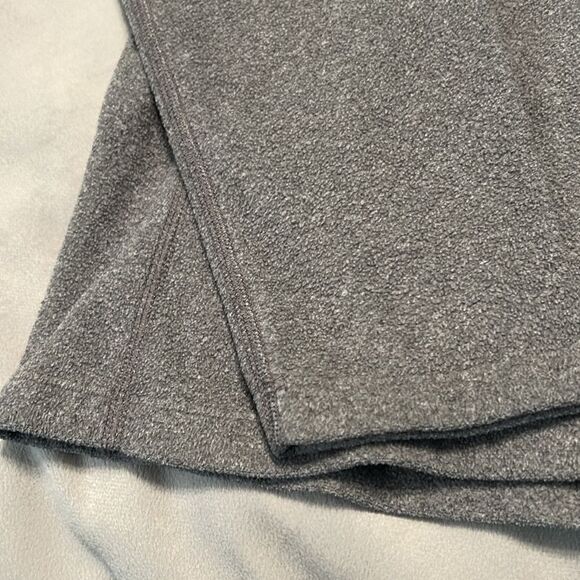 Eddie Bauer Top - Picture 4 of 7